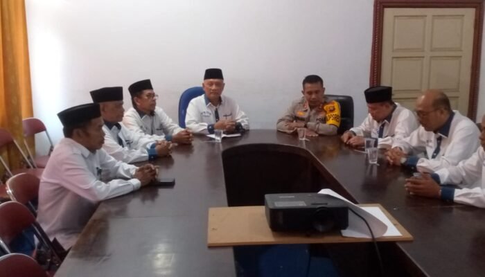 Kapolres Bungo yang Baru Silaturrahmi dengan FKUB