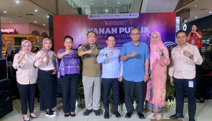 Meriahkan Hari Pengayoman ke-79, Imigrasi Padang Hadir di Plaza Andalas