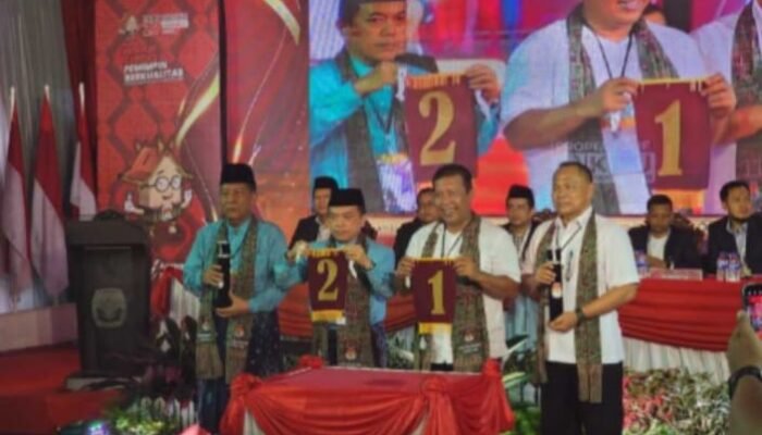 KPU Provinsi Jambi Tetapkan Romi-Sudirman Nomor Urut 1 dan Al Haris-Sani Nomor Urut 2