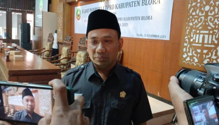 Akhirnya Mustopa Resmi Jadi Ketua DPRD Blora Periode 2024-2029