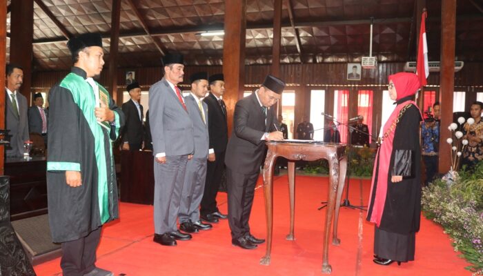 Paripurna Pelantikan Ketua DPRD Blora Berjalan Khidmat