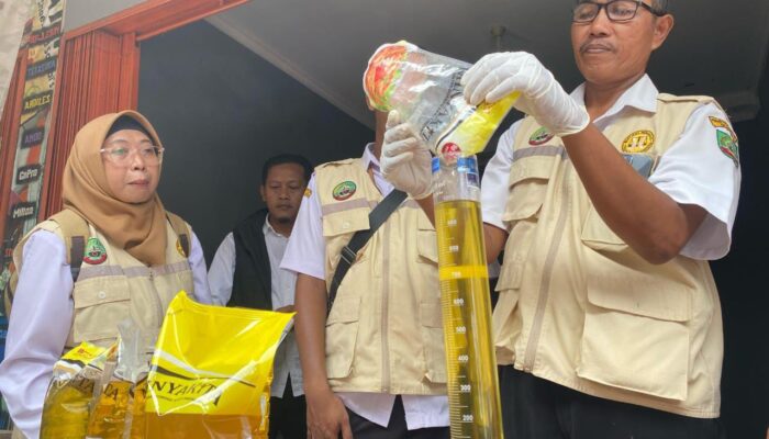 Petugas di Blora Temukan Minyakita tak Sesuai Ukuran