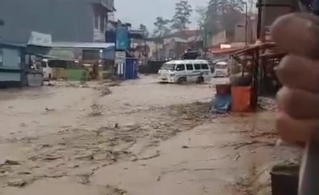 Banjir Bandang Terjang Parapat, RSUD Terendam