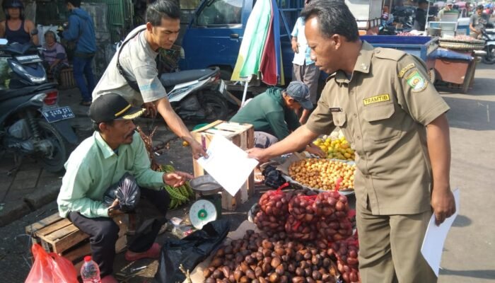 Langkah Trantib Lembut Namun Menusuk, Lapak Tetap Harus Tutup