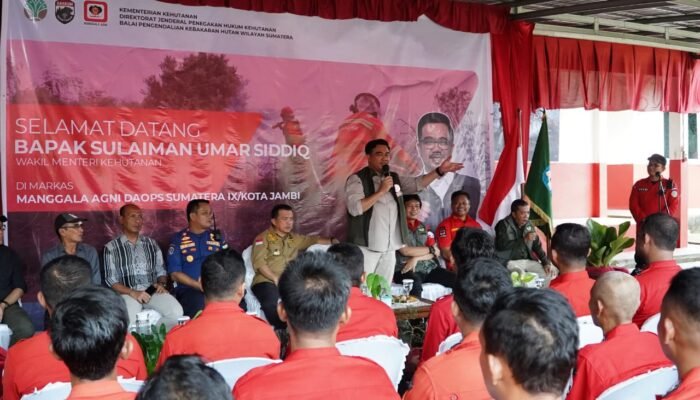 Gubernur Al Haris Dampingi Wamen LHK Kunjungi PT WKS dan Manggala Agni