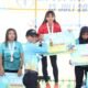 Saat pemberian hadiah oleh walikota batam Amsakar