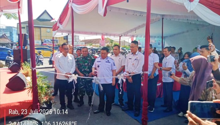 Pj Wali Kota M. Unu Ibnudin Resmikan Pangkalpinang Job Fair 2025