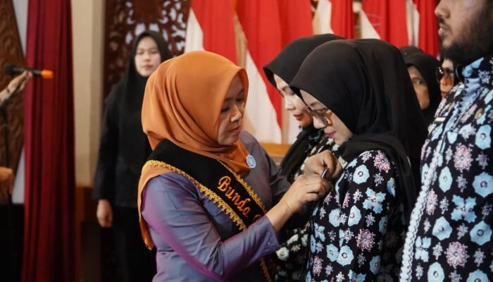 Hj. Hesnidar Haris Lantik Pengurus Dekranasda dan Pokja Bunda PAUD Provinsi Jambi 2025–2030