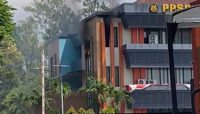 Kantor PPSDM Migas Cepu Terbakar, Gudang Lantai 3 Hangus Dilalap Api
