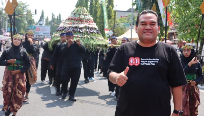 Pawai HUT RI ke-80 Blora Meriah, Ribuan Peserta Tampilkan Budaya Nusantara