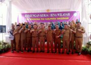 Meriah! Tim Binwil TP PKK Kabupaten Tangerang Disambut Tarian SMK 4 di Desa Cikupa
