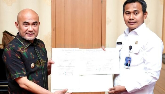 Bupati Bungo Hibahkan Aset untuk Kantor Imigrasi