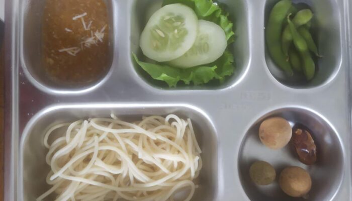 Menu MBG di Dapur MBG Manggir Terlalu Minimalis