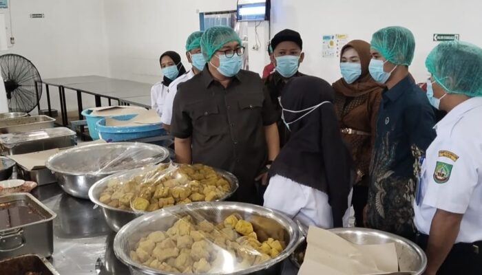 Danang Wicaksana Tinjau Dapur SPPG Ngawen Satu Blora, Puji Transparansi dan Kebersihan Program MBG