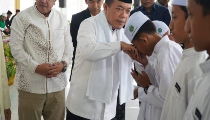 Gubernur Al Haris Hadiri Maulid Nabi di Ponpes Kumpeh, Ajak Perkuat Sinergi Pendidikan dan Akhlak
