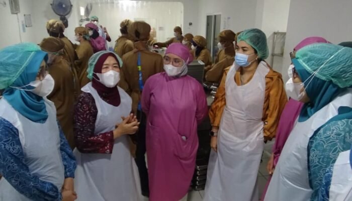 Hesti Haris Tinjau SPPG Pasir Putih, Dorong Jambi Jadi Role Model Program Gizi Nasional