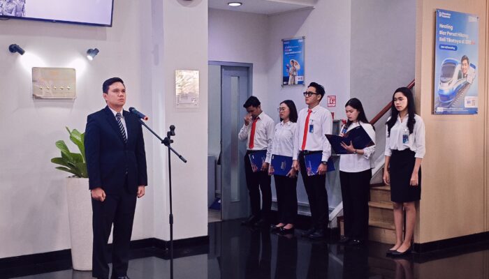 BRI Hayam Wuruk Peringati Hari Pahlawan 2025 dengan Khidmat