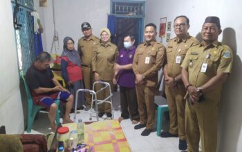 Pemkot Pangkalpinang Salurkan Alat Bantu Mobilitas Kepada Warga Penerima Manfaat