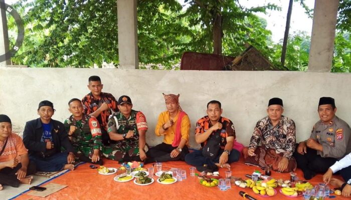 Kapospol Ipda Mulyo Apresiasi Santunan 100 Anak Yatim oleh PP Ranting Gelam Jaya