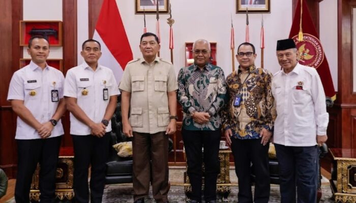 Kemenhan dan PWI Siapkan Retret Bela Negara 200 Wartawan Jelang HPN 2026