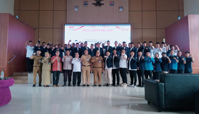 Camat Pasar Kemis Lantik Pengurus Karang Taruna 2025–2030