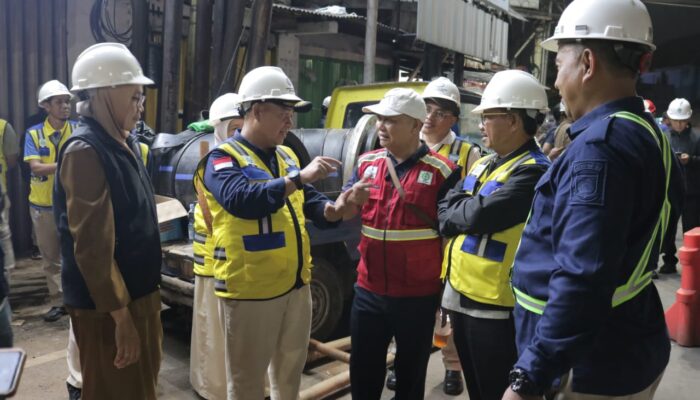 Peralihan 30 Ribu Pelanggan, Wali Kota Awasi Pemotongan Pipa Air