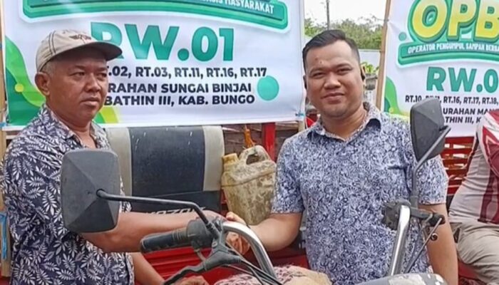 Ketua DPRD Bungo Dampingi Bupati Launching OPBM di Bathin III