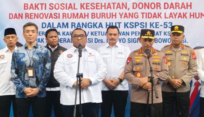 Kapolri Hadiri Bakti Sosial HUT KSPSI ke-53 di Tangerang