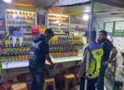 Operasi Pekat Polsek Cikupa Sita 8 Botol Miras di Talagasari