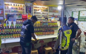 Operasi Pekat Polsek Cikupa Sita 8 Botol Miras di Talagasari