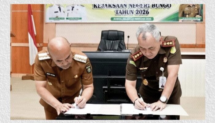 Bupati Bungo Teken Kerja Sama Hukum dengan Kejari Bungo 2026