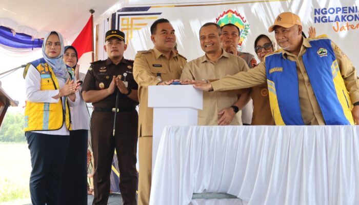Gubernur Ahmad Luthfi Resmikan Embung Karangjati, 40 Hektare Sawah Blora Kini Terairi