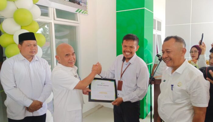 Bupati Bungo Bersama Wabup Didampingi Kadis Kesehatan Resmikan Puskesmas dan Pustu