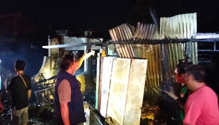 Kebakaran Hebat Hanguskan Rumah dan Pasar Darurat Ngawen, Kerugian Mencapai Rp 2,2 Miliar