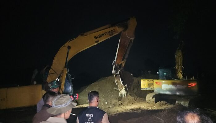 Satgas PETI Bungo Amankan 2 Excavator Tambang Emas Ilegal di Rantau Pandan