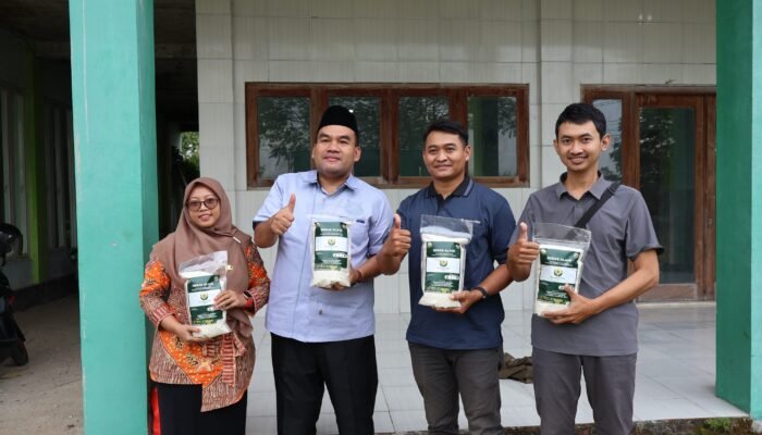 Bupati Blora Puji Beras Mentik Susu Petani Milenial Desa Sumber