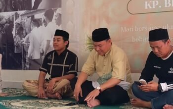 Pemuda Blok Asem Santuni Anak Yatim di Mekarmukti, Kades Ajak Fokus Pendidikan