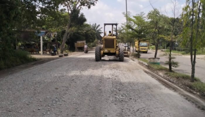 Pemprov Jambi Pastikan Jalur Mudik Aman, Siagakan 22 Alat Berat dan Posko