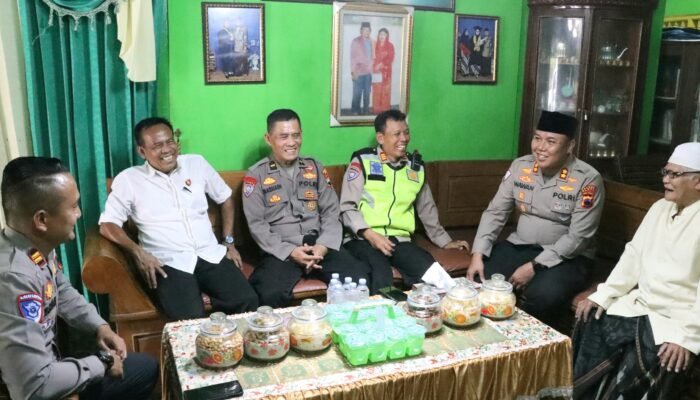 Kapolres Blora Sosialisasikan Rekrutmen Polri Jalur Hafiz Al-Qur’an di Ponpes Al Ikhlas