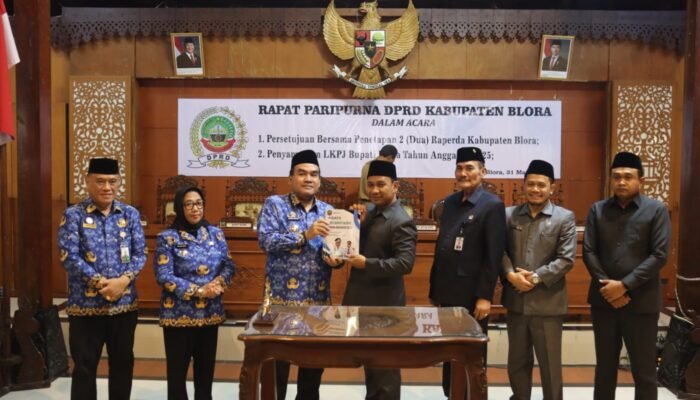 Bupati Blora Sampaikan LKPJ 2025 di Paripurna DPRD, PAD Lampaui Target