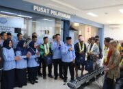 Harkonas 2026: Datang Bayar Air, Pelanggan PDAM Tirta Benteng Pulang Bawa Bunga