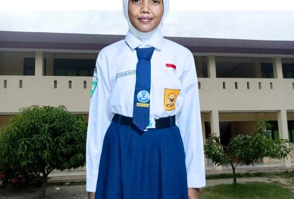 Siswi SMPN 6 Pasar Kemis Borong 4 Medali Olimpiade Nasional