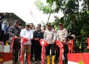 Kapolda Banten Resmikan Jembatan Presisi dan Tanam 1.000 Pohon di Lebak
