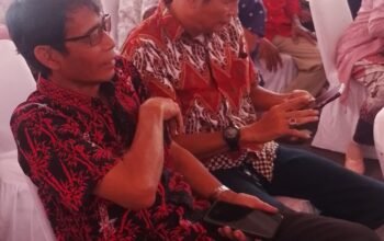 Ketua PWI Kota Tangerang Hadiri Pernikahan Fiyah dan Dedy, Sampaikan Doa dan Ucapan Selamat