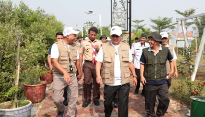 Tanam 10.000 Mangrove di Mauk, Bupati Tangerang Apresiasi Jurnalis Peduli Lingkungan