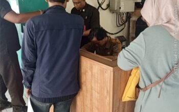 Dinsos Tangsel Disorot, Pegawai Diduga Tertidur Saat Jam Kerja 3 IMG 20260701 WA0003