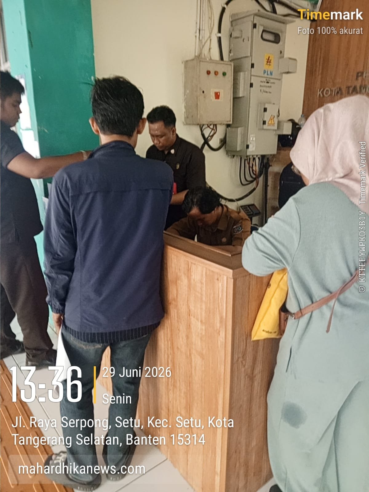 Dinsos Tangsel Disorot, Pegawai Diduga Tertidur Saat Jam Kerja 1 IMG 20260701 WA0003