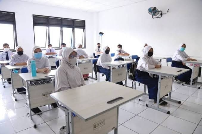 SPMB Kota Tangerang Diduga Diintervensi Oknum DPRD, Panitia dan Orang Tua Buka Suara 1 IMG 20260709 WA0025