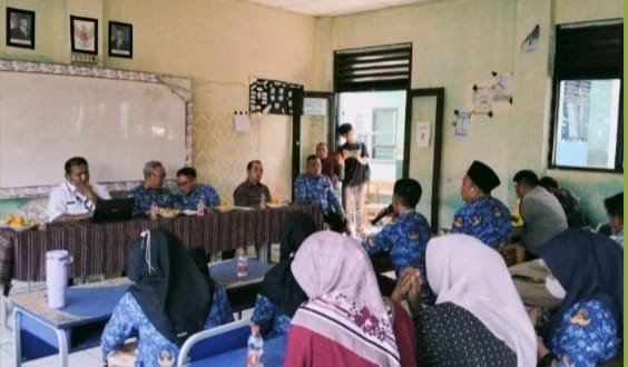 SPPMB 2026: Pemdes Munjul Protes Banyak Siswa Tak Lolos Jalur Domisili di SMPN 3 Solear 1 IMG 20260714 WA0043