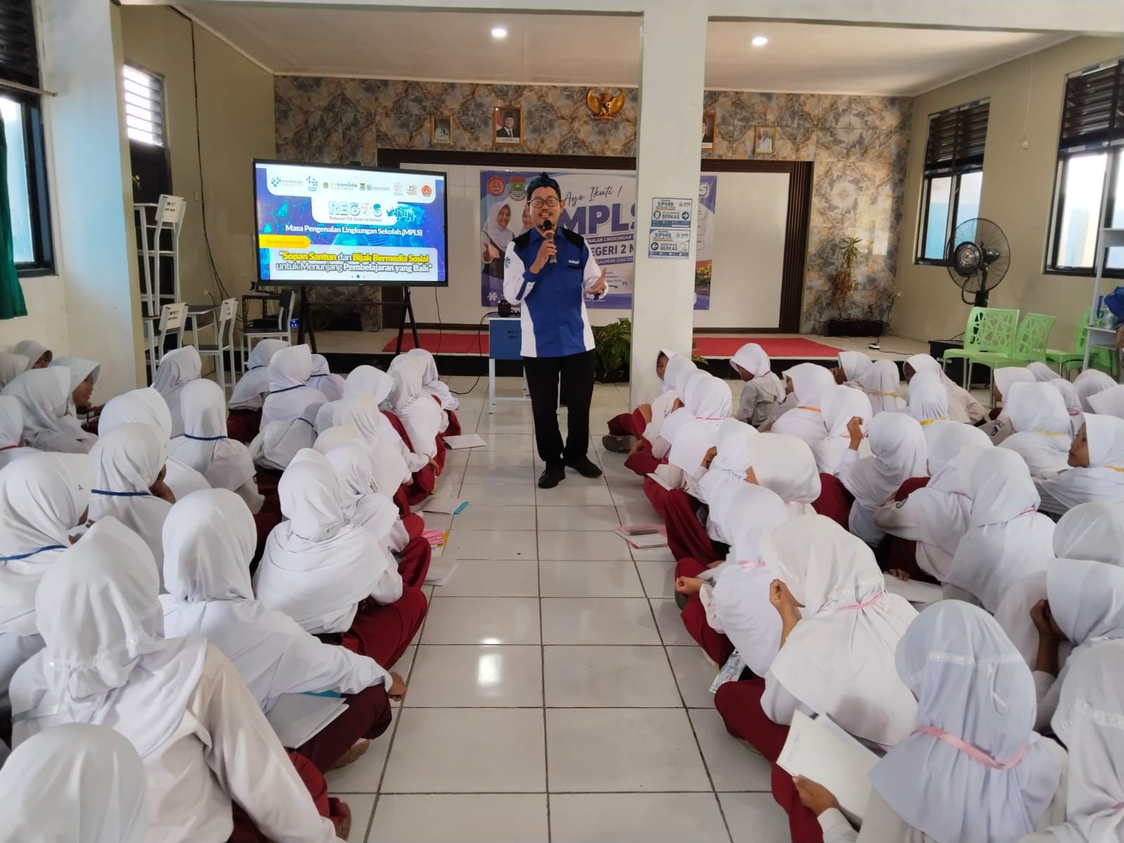 Literasi Digital Warnai MPLS SMPN 2 Mauk, Relawan TIK Edukasi Bijak Bermedia Sosial 3 IMG 20260715 WA0012